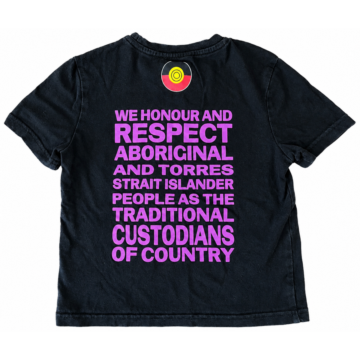 Clothing The Gaps Honour Country Tee - size 4