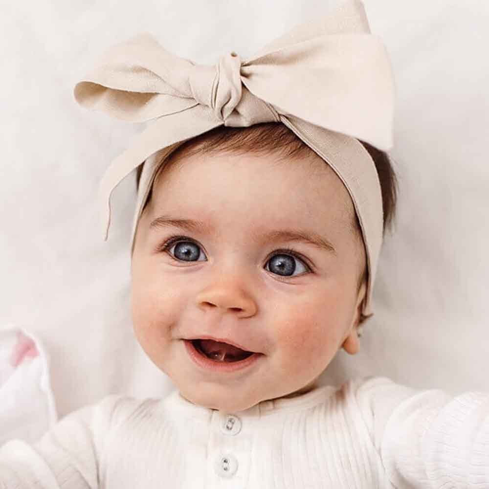 Snuggle Hunny pre-tied linen bow - natural image 1