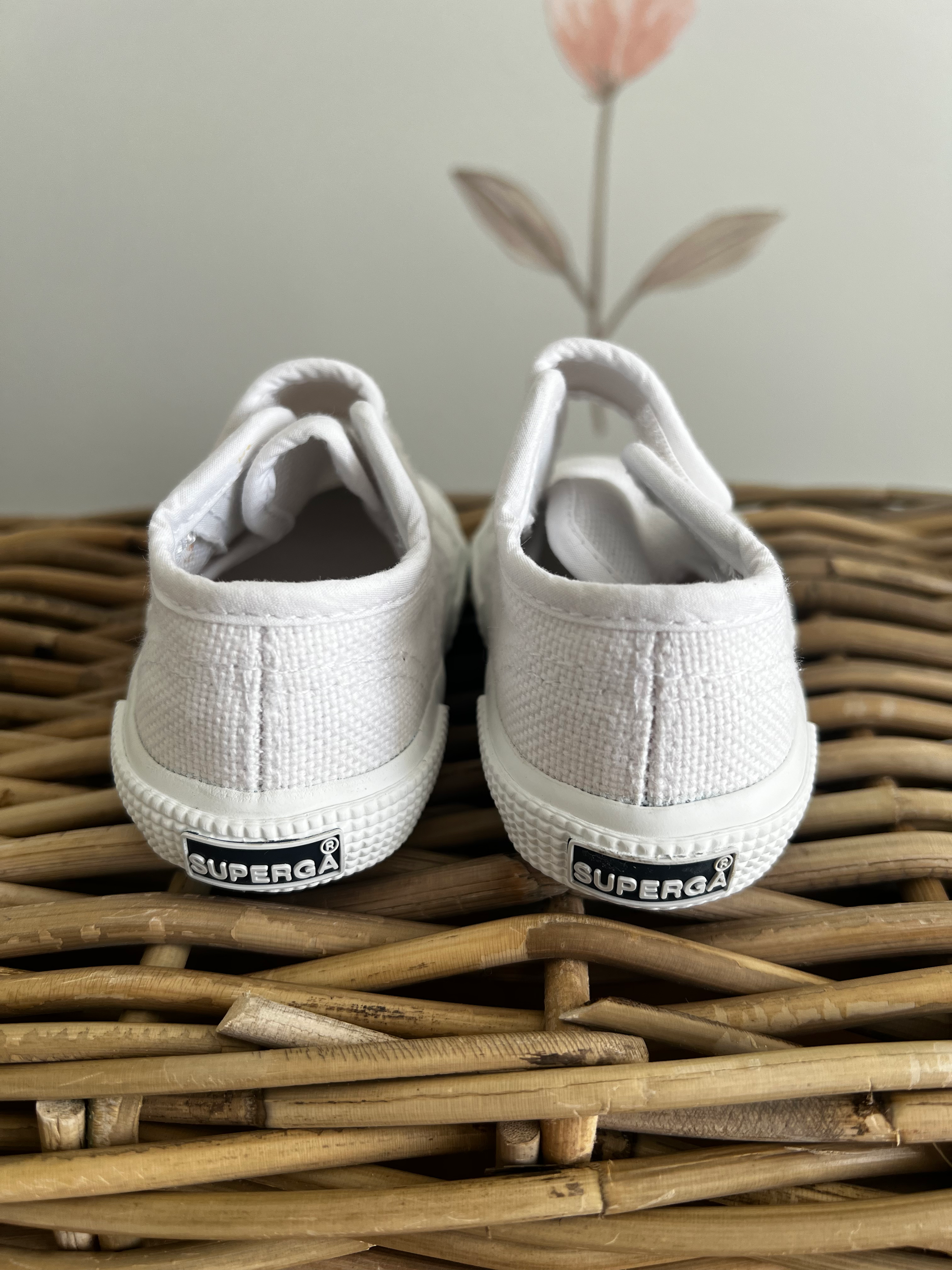 Superga white bstrap shoes - size EU 19 image 2