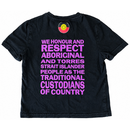 Clothing The Gaps Honour Country Tee - size 4