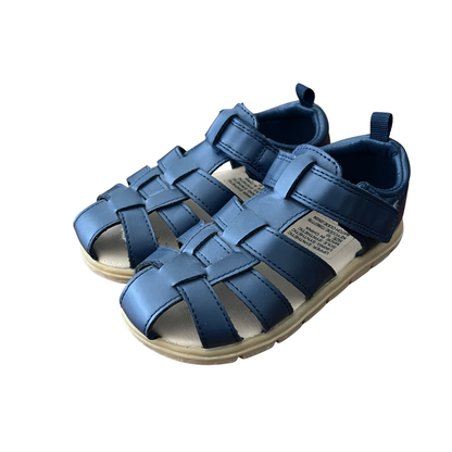 Closed toe sandals in navy - size EU 28