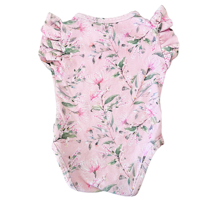 Snuggle Hunny Pink Wattle Short Sleeve Organic Bodysuit with Frill - size 00
