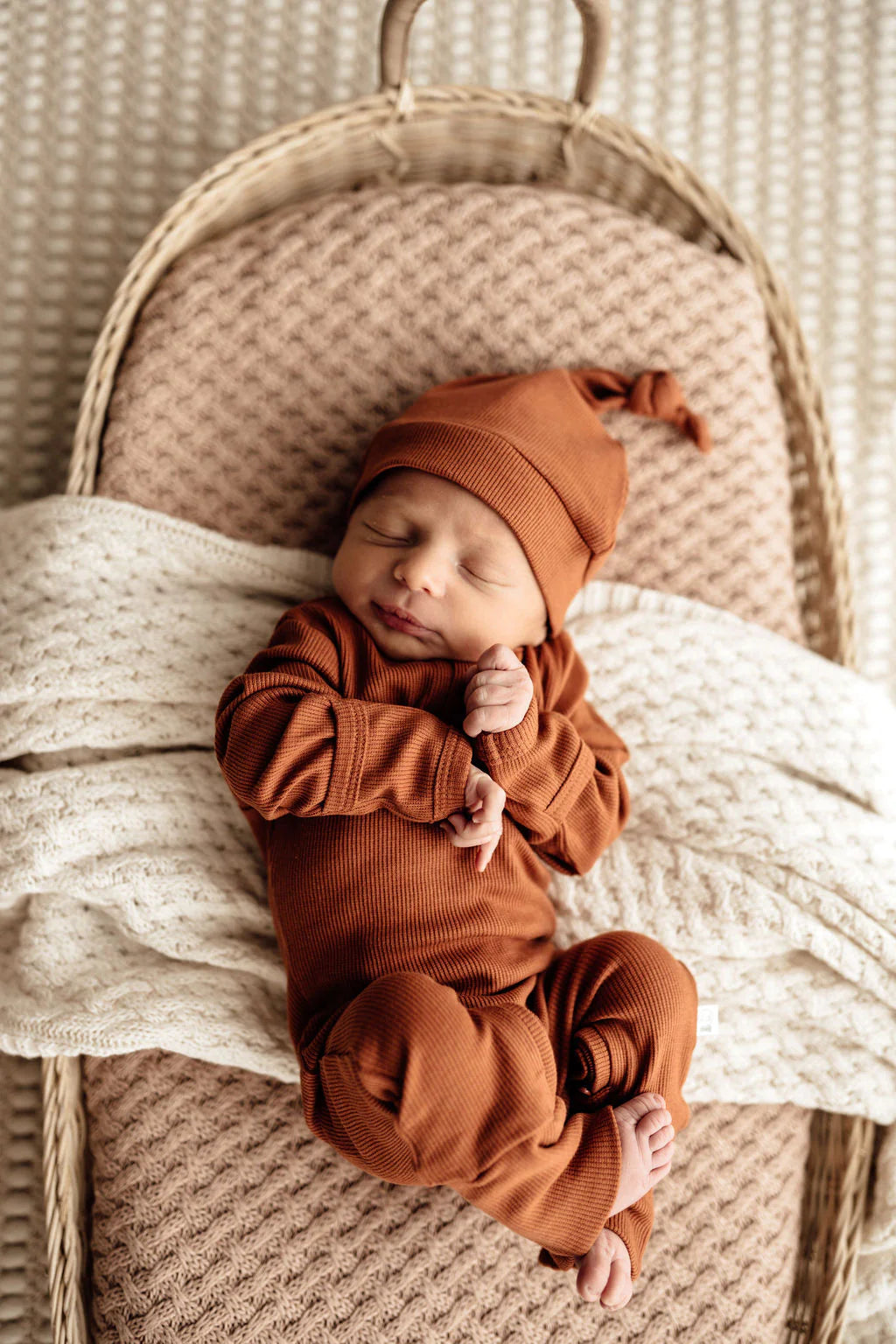 Snuggle Hunny biscuit organic growsuit - size 1 image 2