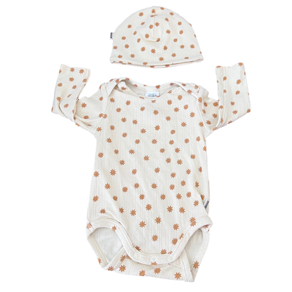 Bonds Sunny Date Pointelle Bodysuit & Hat - size 000