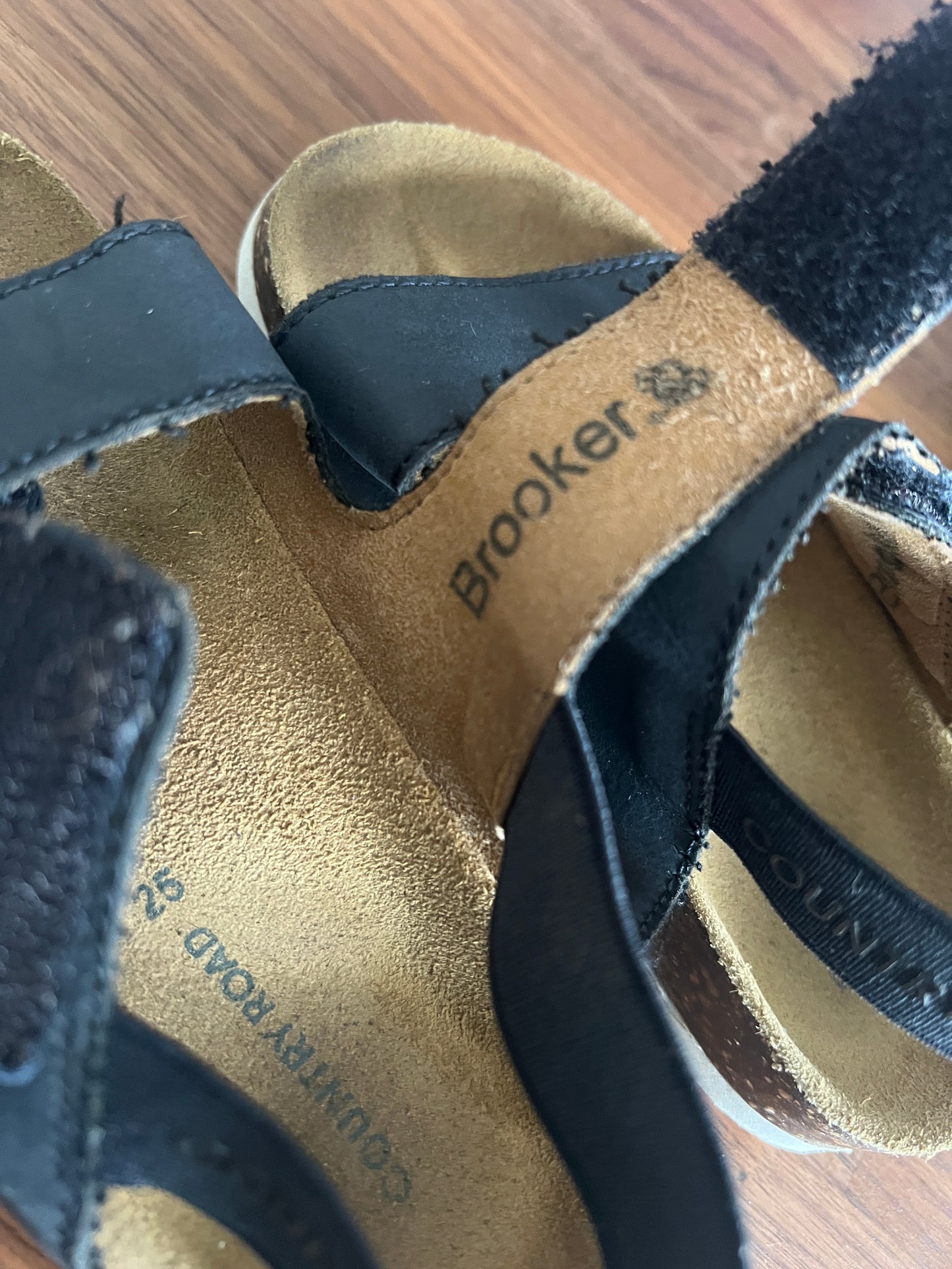 Country Road navy elastic sandals - size EU 25 (2 years) image 4