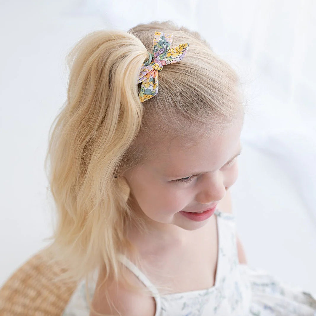 Josie Joan's Audrey petite bow clip image 3