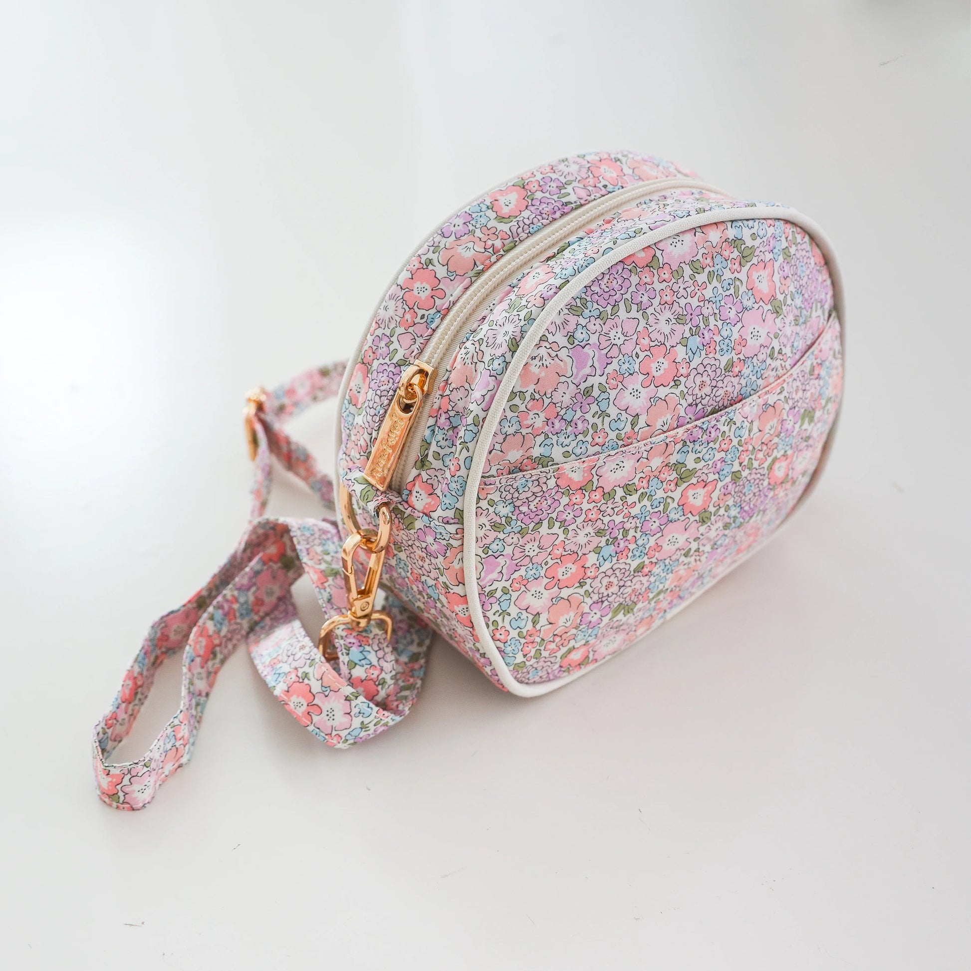 Josie Joan's Lillia crossbody messenger bag image 0