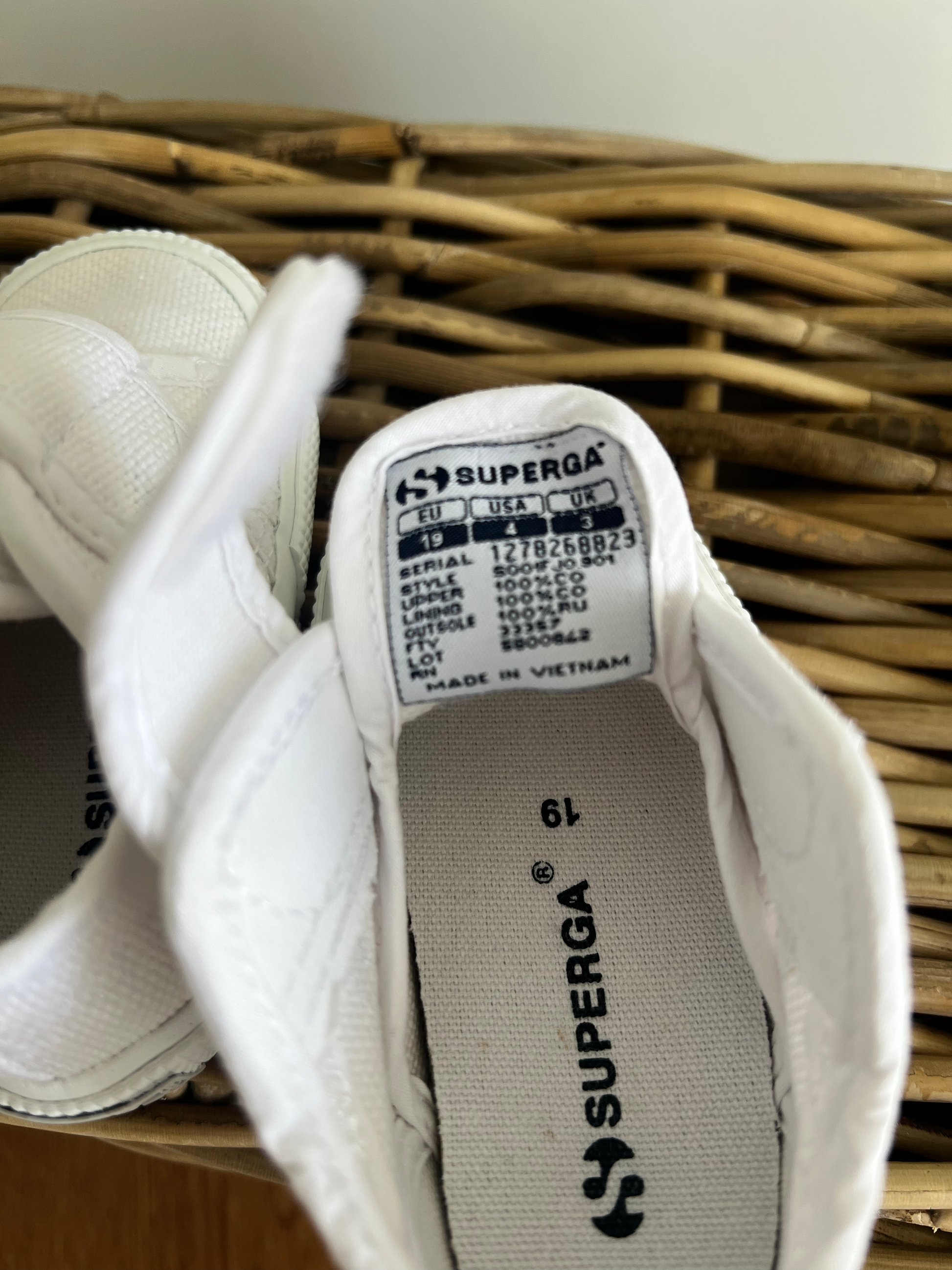 Superga white bstrap shoes - size EU 19 image 3
