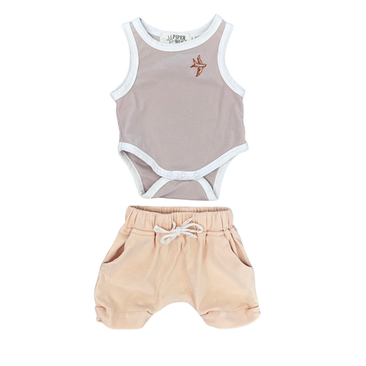 Piper Bug singlet and short set - size 00000 image 0