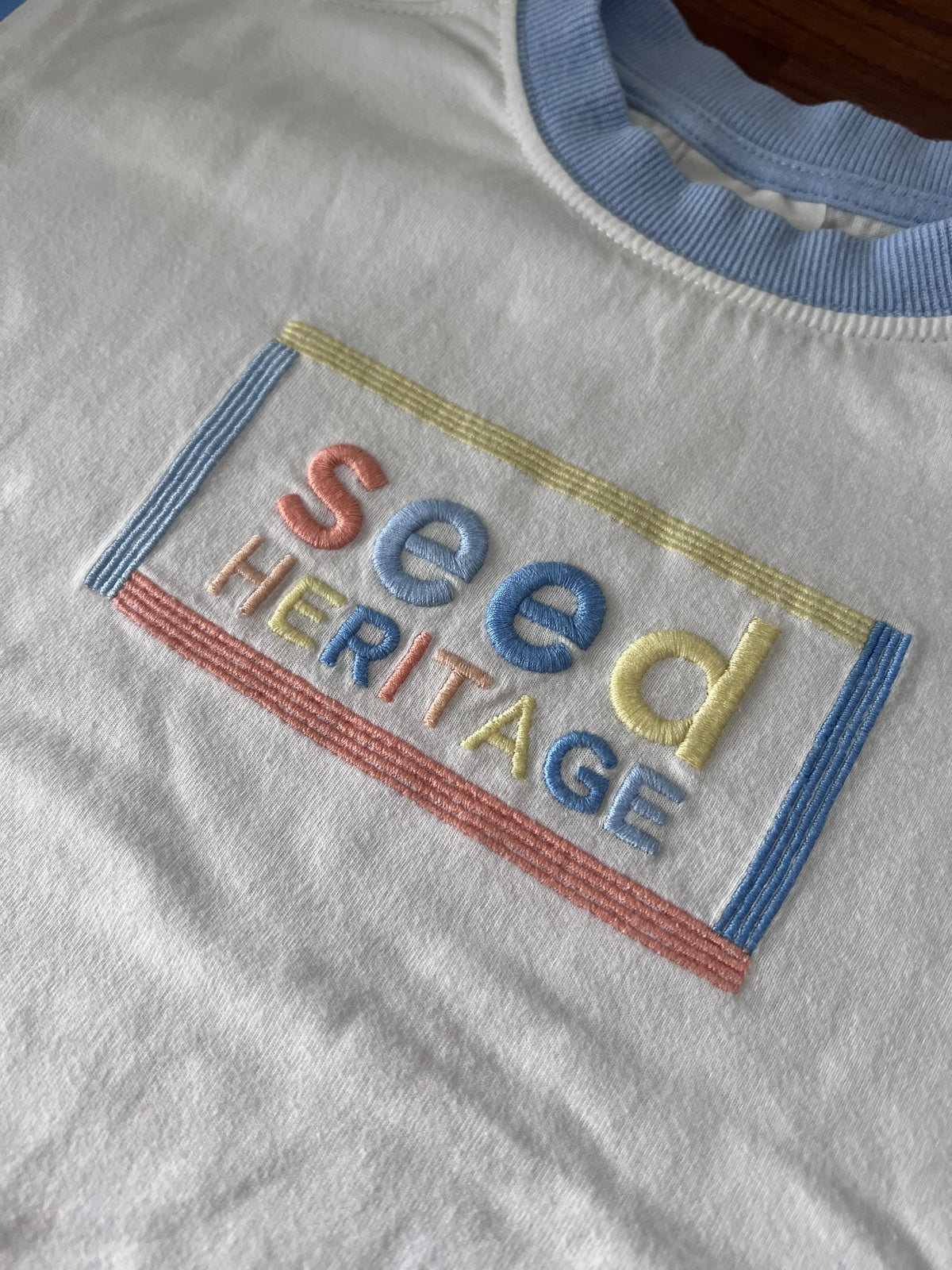 Seed Heritage Colourblock Logo Tee - size 4