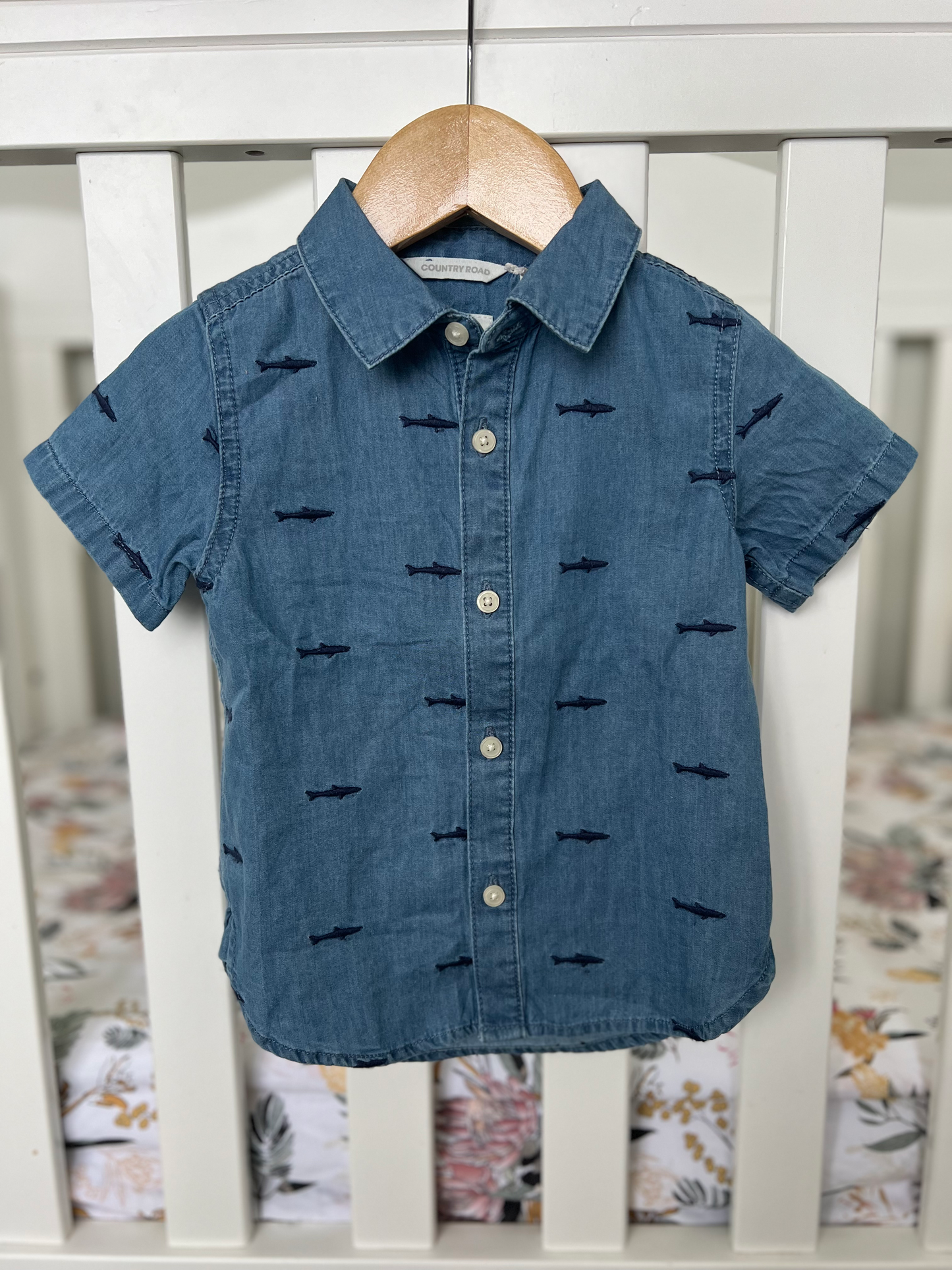 Country Road shark shirt  - size 1 image 0