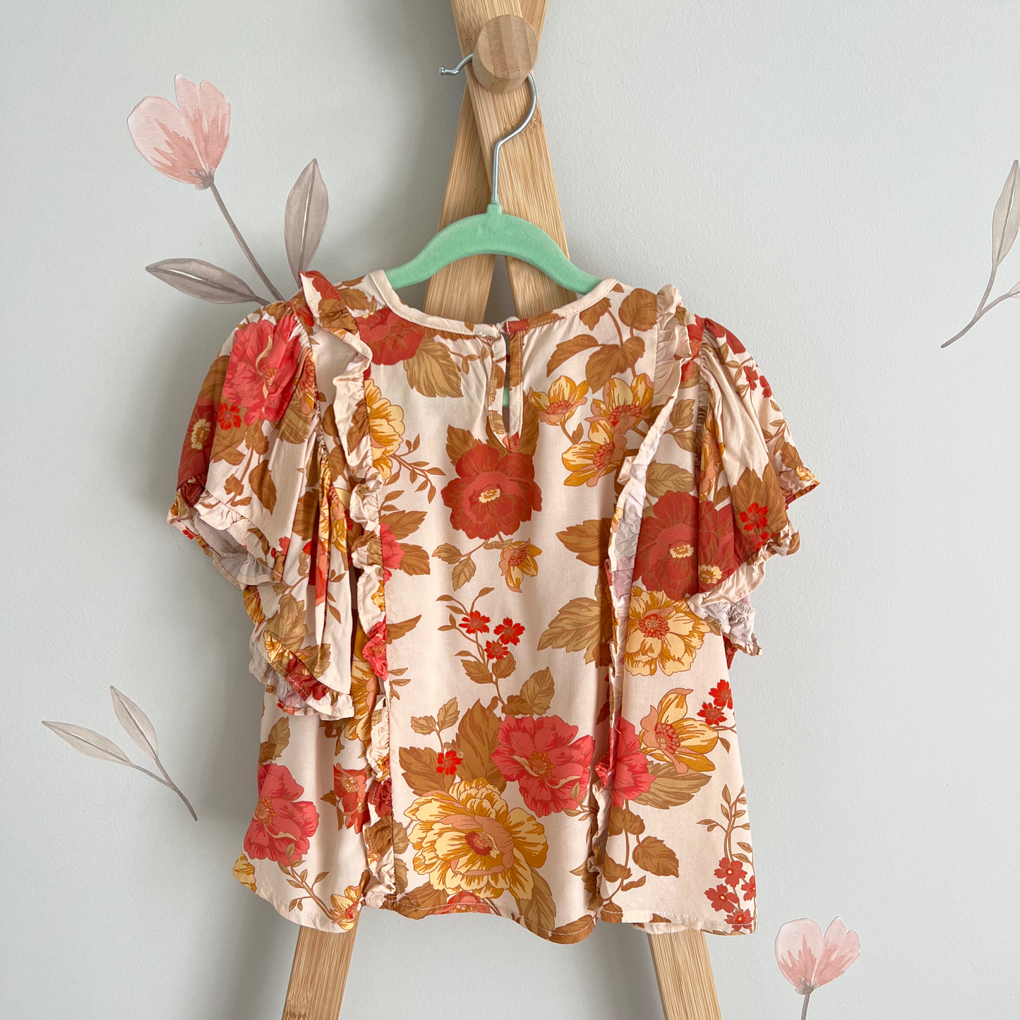 Little Auguste cream floral blouse - size 3-4 image 1