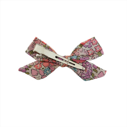 Josie Joan's Lillia petite bow clip image 2