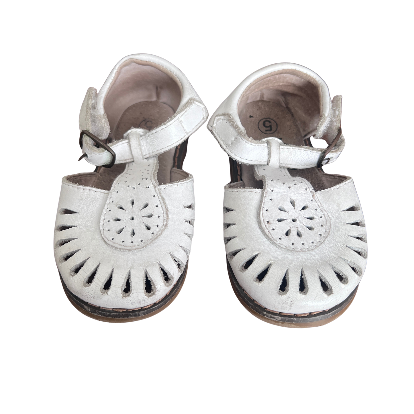 Mil and Co Boutique white leather sandals - size EU 22/UK 5 image 1